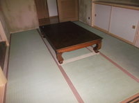 和室には、1200×900の掘りごたつが入っています。